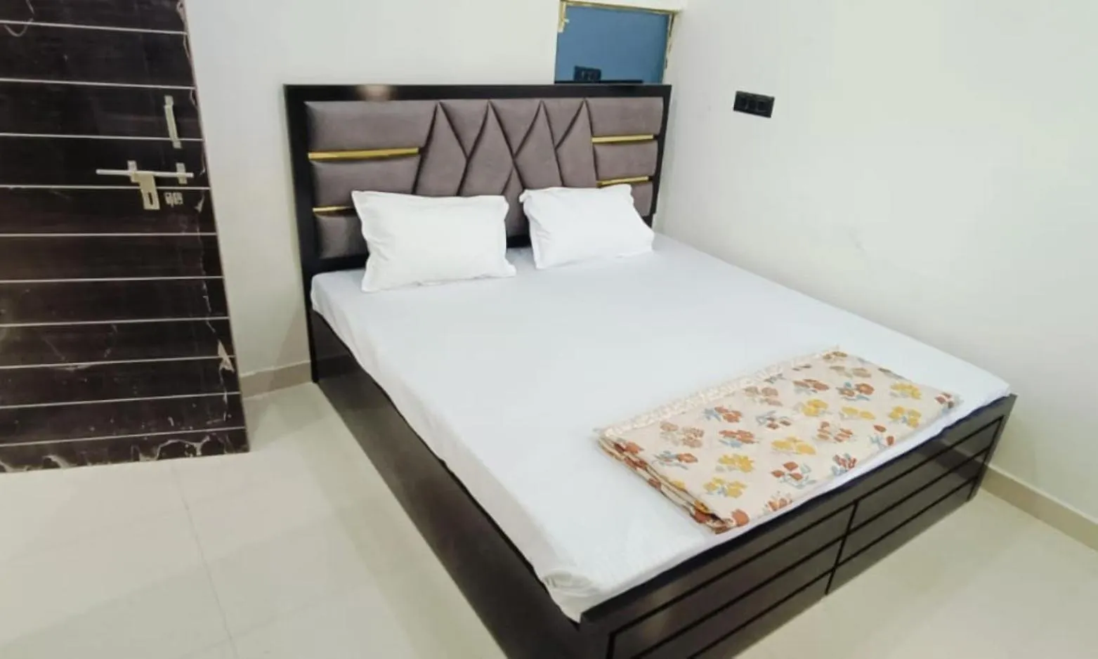 The Kashi Guest House バラナシ インド
